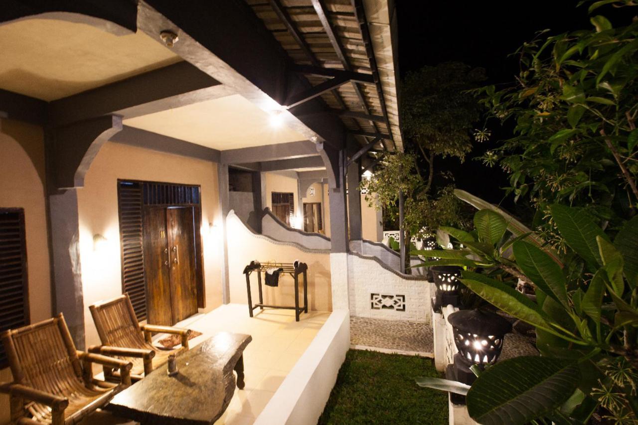 Jungle Inn Bukit Lawang Exterior photo