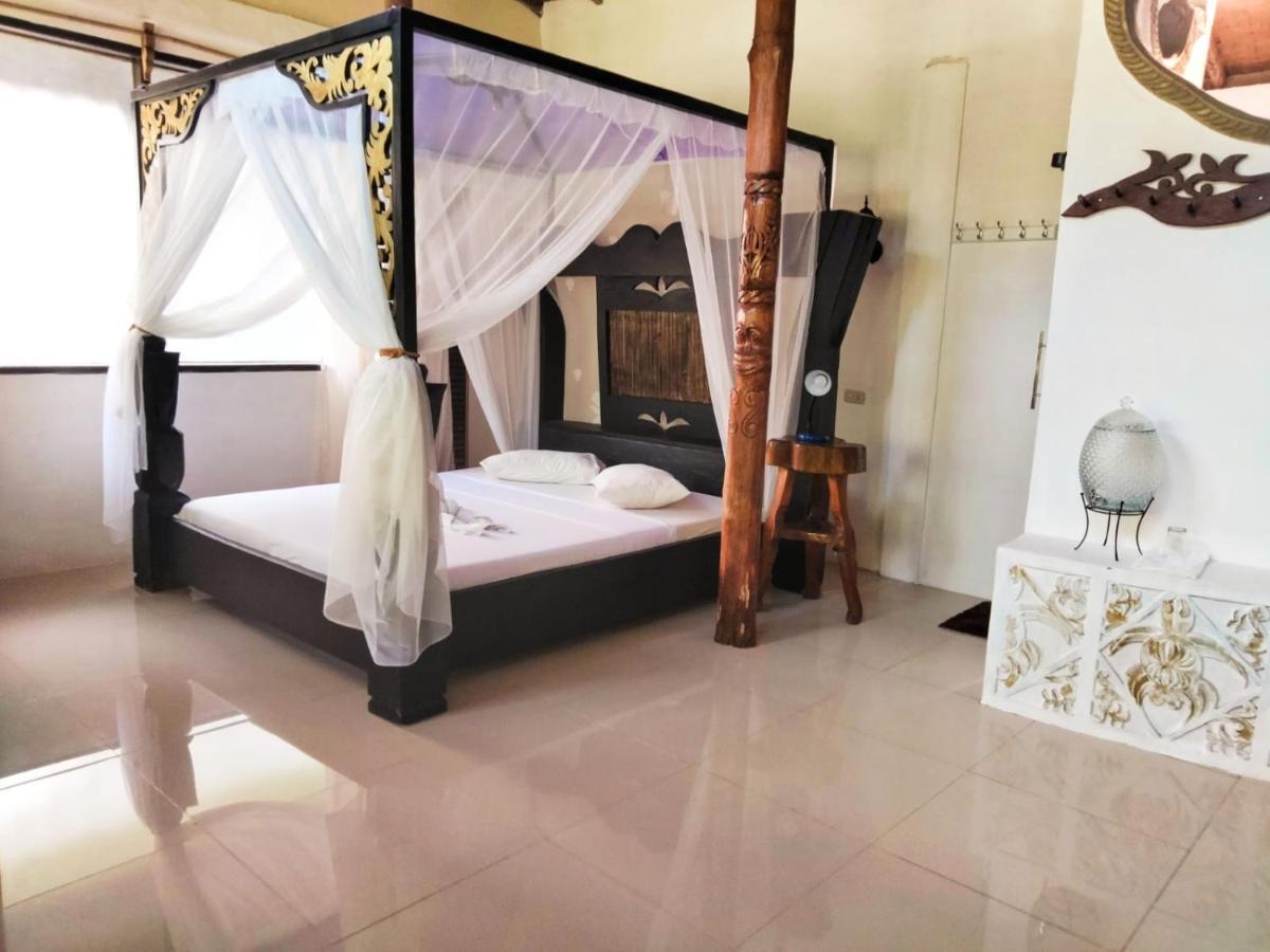 Jungle Inn Bukit Lawang Exterior photo