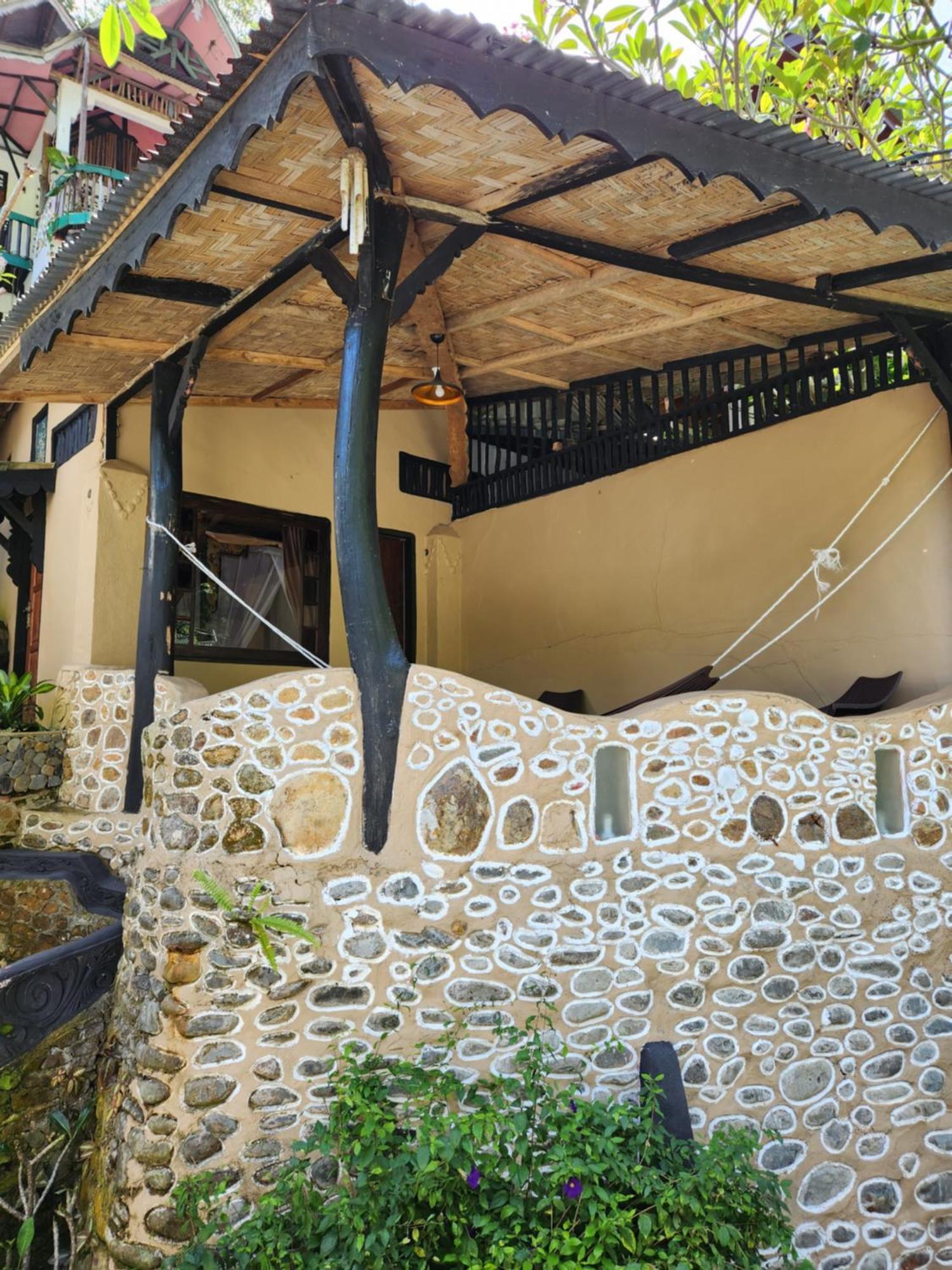 Jungle Inn Bukit Lawang Exterior photo