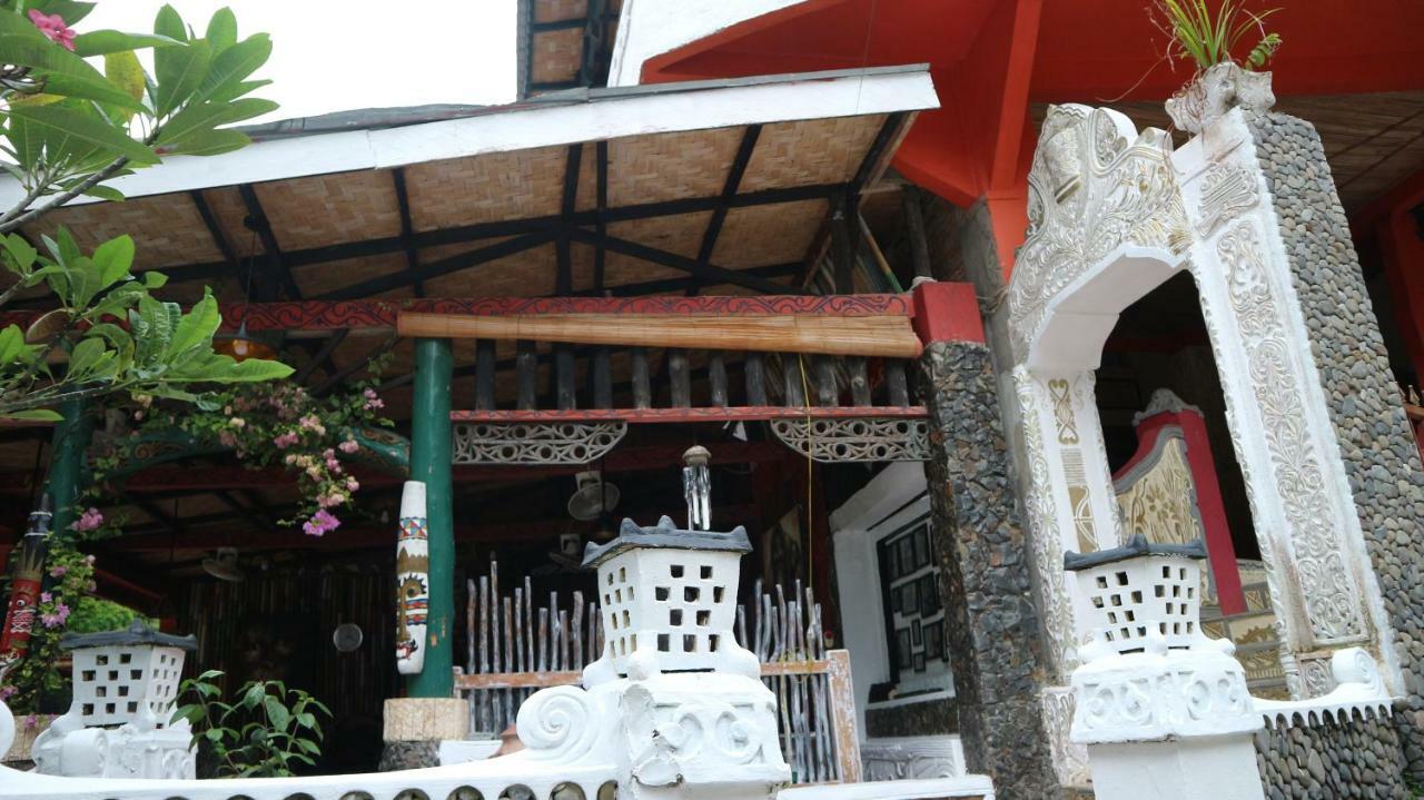 Jungle Inn Bukit Lawang Exterior photo