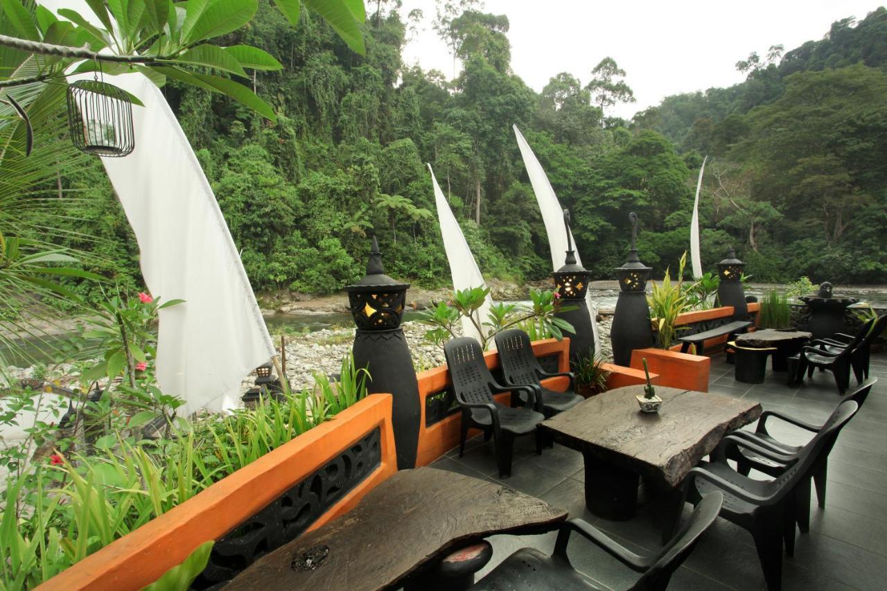 Jungle Inn Bukit Lawang Exterior photo